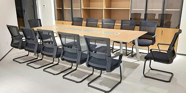 长条型会议桌椅